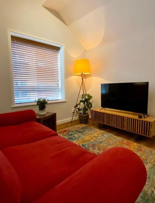 Apartment 1br Haven In - Modern, Chic &